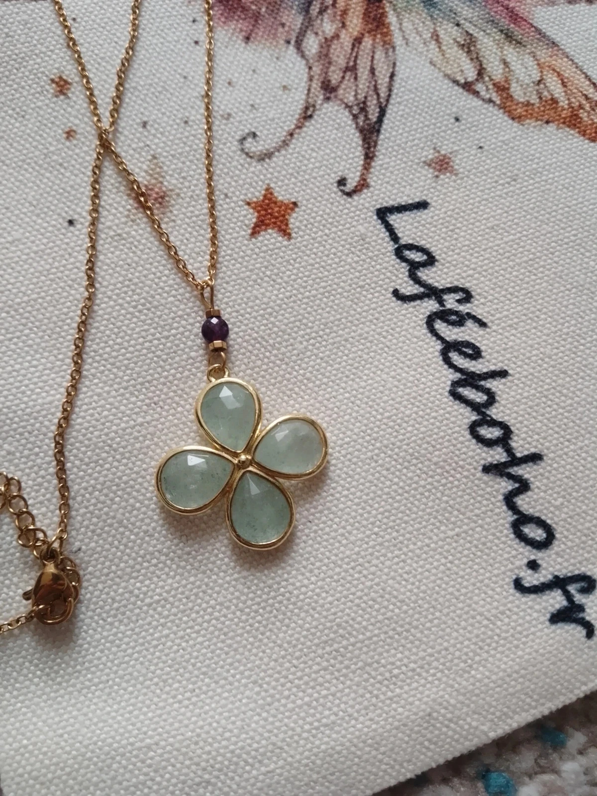 Collier fleur en pierres aventurine verte  et améthyste violette
